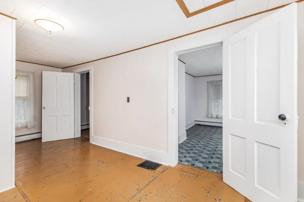 $129,000 | 204 West Kansas Street, Boscobel, WI 53805