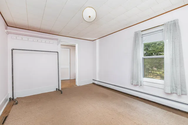 $129,000 | 204 West Kansas Street, Boscobel, WI 53805