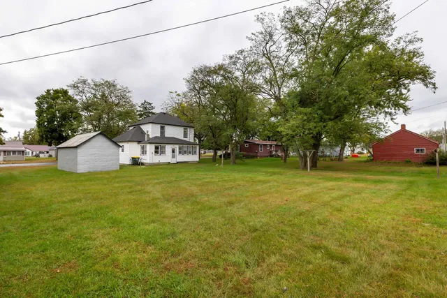 $129,000 | 204 West Kansas Street, Boscobel, WI 53805