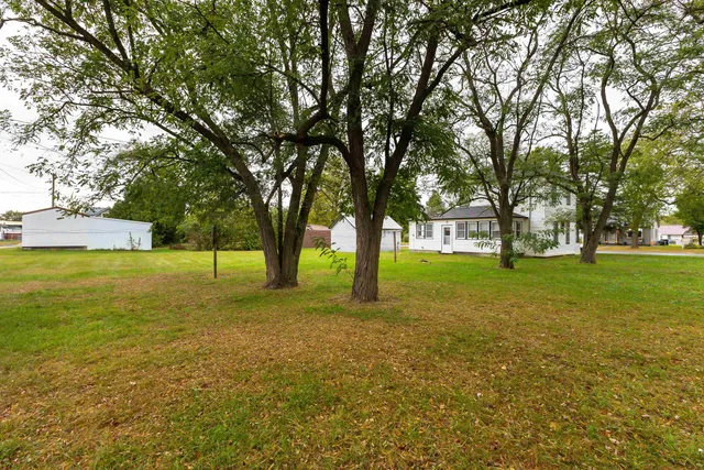 $129,000 | 204 West Kansas Street, Boscobel, WI 53805