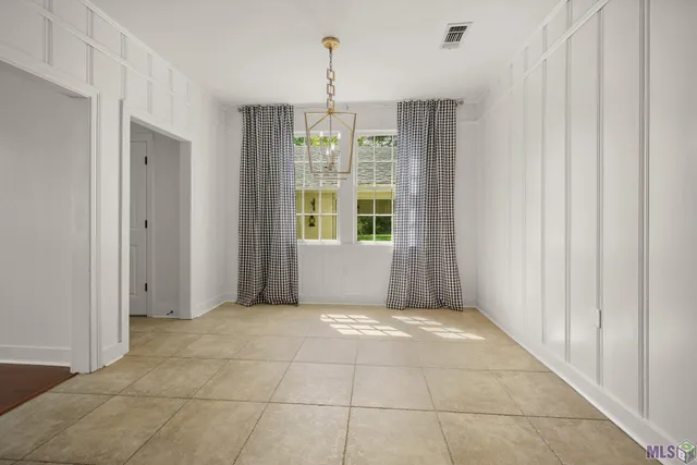 $445,000 | 434 Centerville Street Northeast, Denham Springs, LA 70726