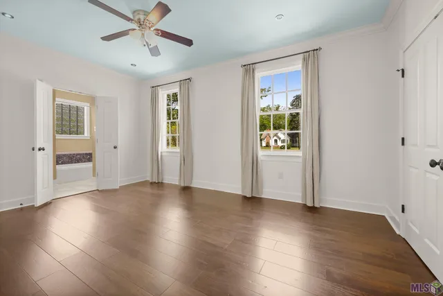 $445,000 | 434 Centerville Street Northeast, Denham Springs, LA 70726