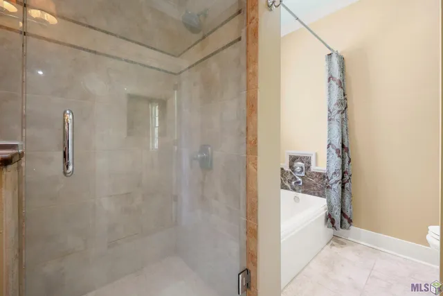 $445,000 | 434 Centerville Street Northeast, Denham Springs, LA 70726