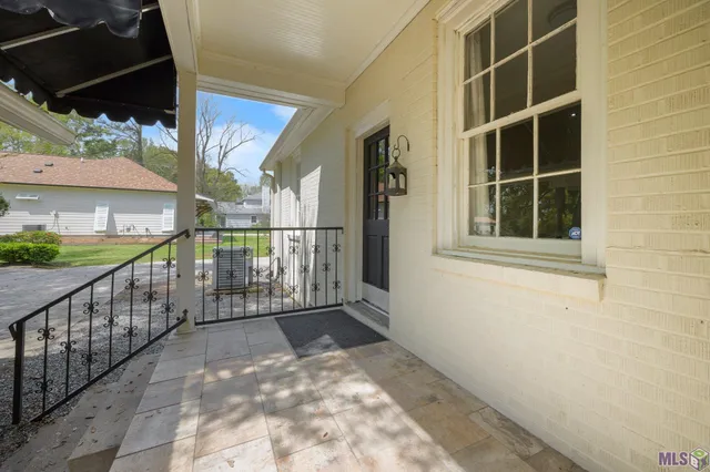 $445,000 | 434 Centerville Street Northeast, Denham Springs, LA 70726