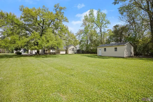 $445,000 | 434 Centerville Street Northeast, Denham Springs, LA 70726