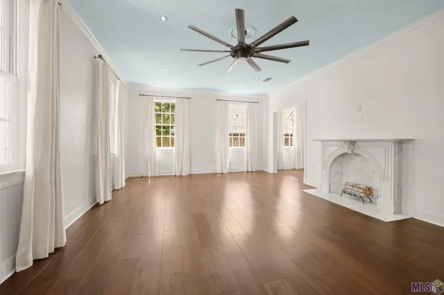 $445,000 | 434 Centerville Street Northeast, Denham Springs, LA 70726