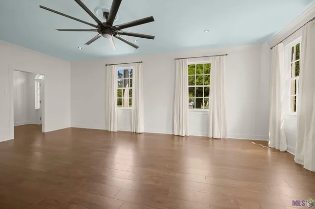 $445,000 | 434 Centerville Street Northeast, Denham Springs, LA 70726