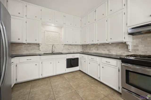 $445,000 | 434 Centerville Street Northeast, Denham Springs, LA 70726