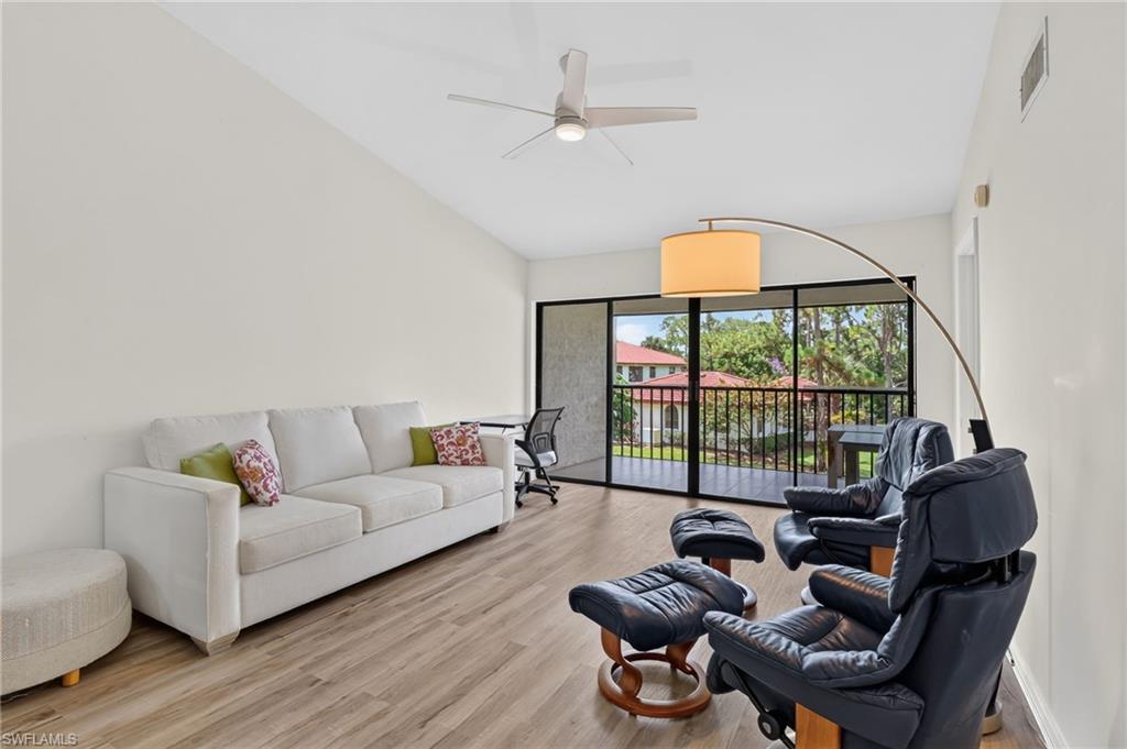 909 Augusta Boulevard, Unit 7 Naples, FL 34113 - Photo 3 of 40