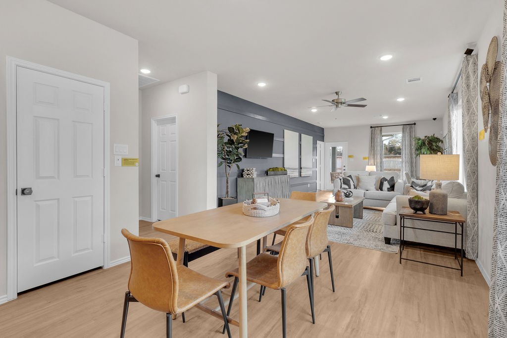 4016 Colony Riv Rock Boulevard Pinehurst, TX 77362 - Photo 11 of 34