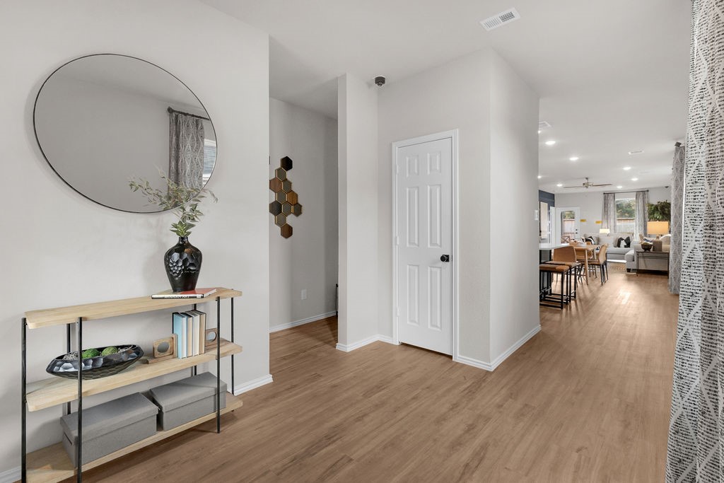 4016 Colony Riv Rock Boulevard Pinehurst, TX 77362 - Photo 4 of 34