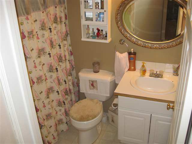 1215 South Raymond Road Spokane Valley, WA 99206 - Photo 4 of 8