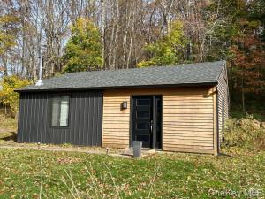 Welcome to a stand alone cottage on the outskirts of the Village of Millerton