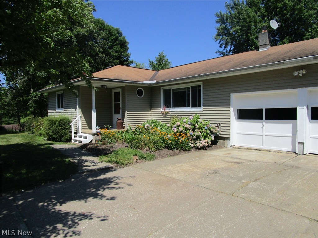 5921 Paine Road Painesville, OH 44077 - Photo 2 of 35 Gallery Image 2