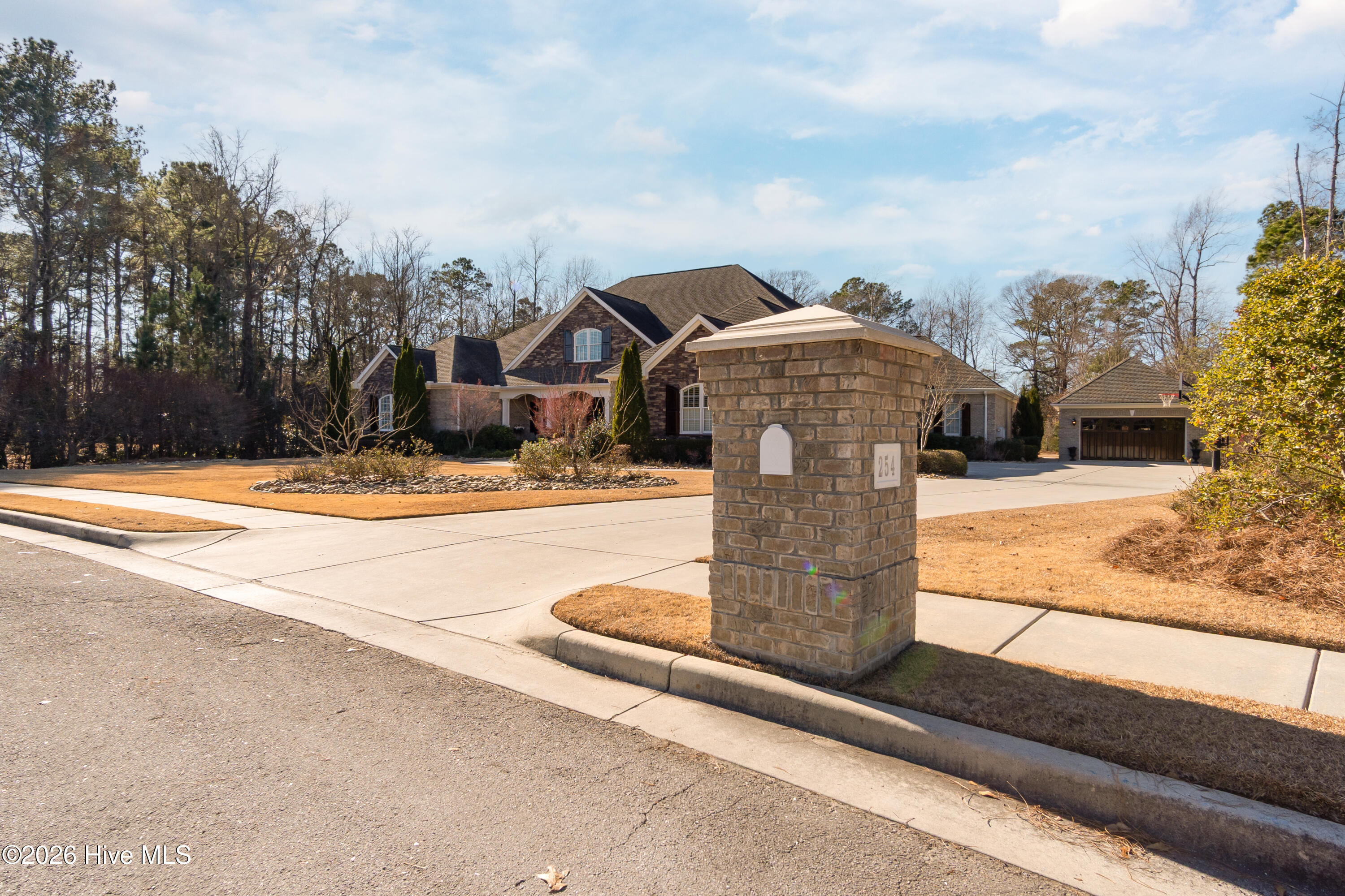 254 Royal Bluff Road Jacksonville, NC 28540 - Photo 4 of 129 254 Royal Bluff-1