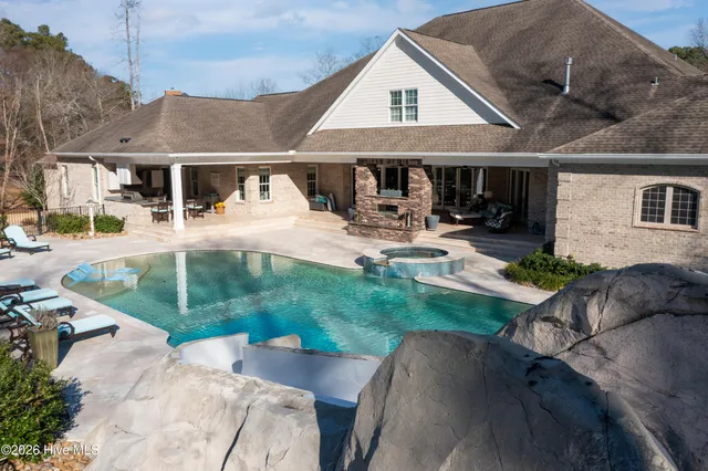 $2,000,000 | 254 Royal Bluff Road, Jacksonville, NC 28540