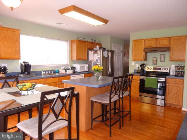 717 Blossom Tree Road Culpeper, VA 22701 - Photo 4 of 30 Kitchen