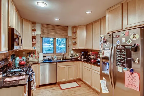 $3,250 | 2050 Sylvania Drive, Decatur, GA 30033