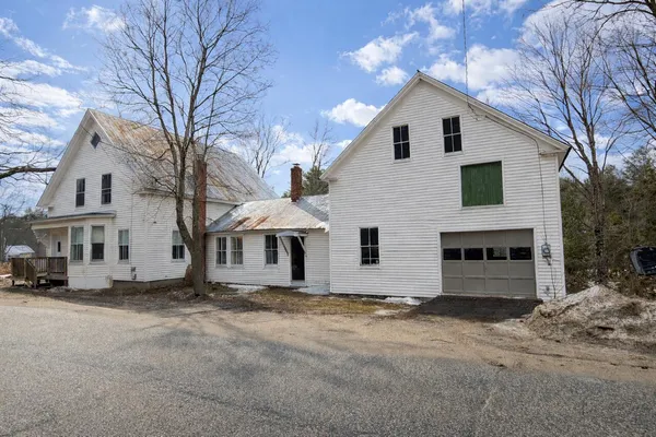 $315,000 | 586 Plains Road, Harrison, ME 04040