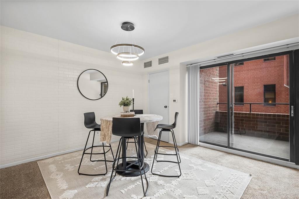 307 South Dithridge Street, Unit 208 Pittsburgh, PA 15213 - Photo 13 of 42