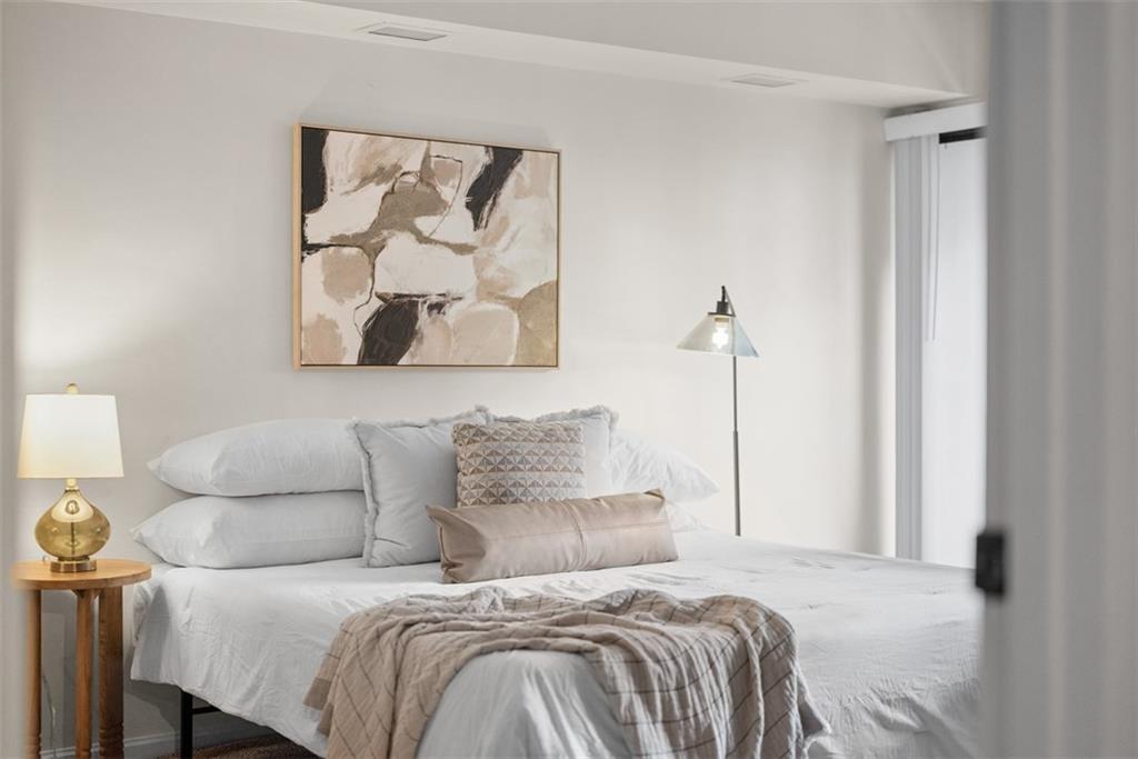 307 South Dithridge Street, Unit 208 Pittsburgh, PA 15213 - Photo 29 of 42