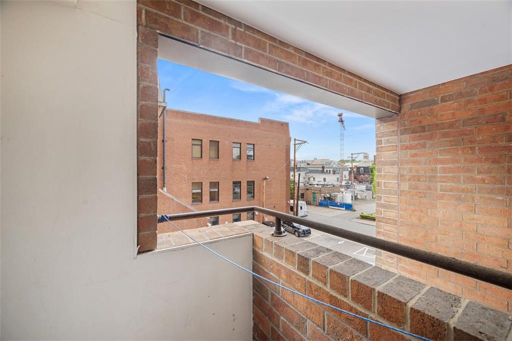 307 South Dithridge Street, Unit 208 Pittsburgh, PA 15213 - Photo 32 of 42