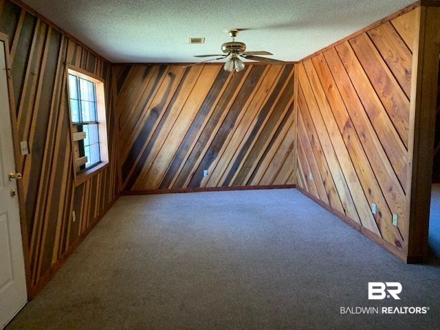 106 Elizabeth Street Evergreen, AL 36401 - Photo 7 of 16 livingroom