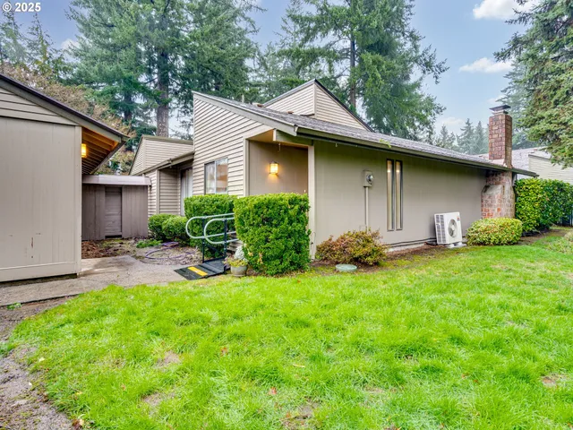 $315,000 | 8109 Northeast 14th Street, Unit D, Vancouver, WA 98664