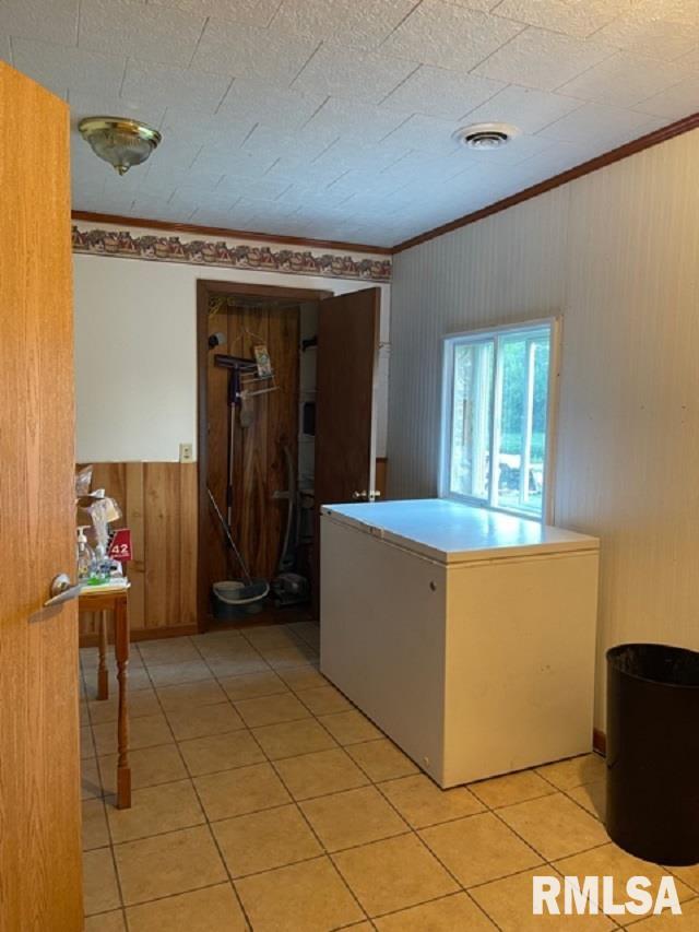 2899 North Spring Garden Lane Ina, IL 62846 - Photo 15 of 36 Gallery Image 15