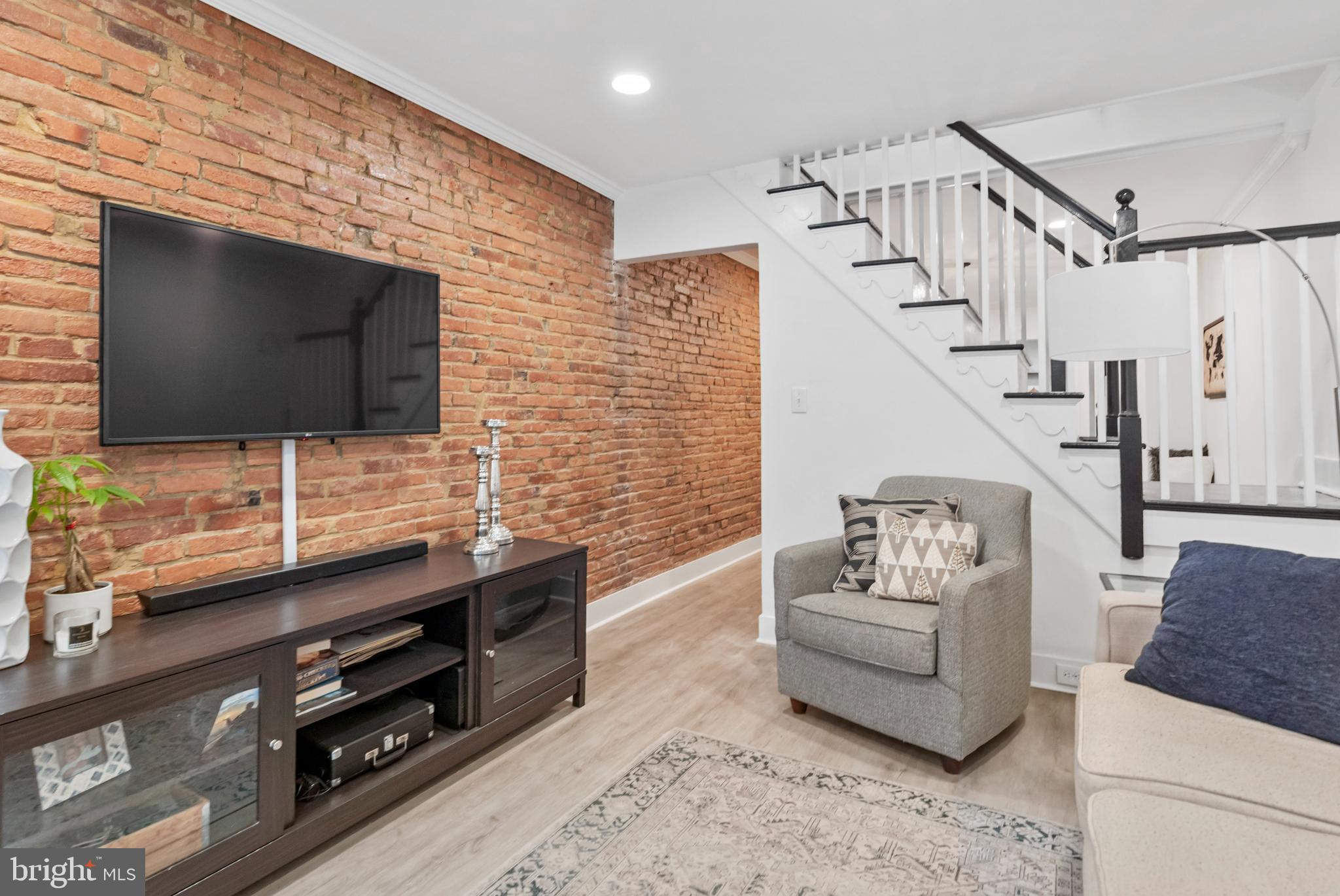 1419 Cooksie Street Baltimore, MD 21230 - Photo 4 of 28 Perfect For Movie Night