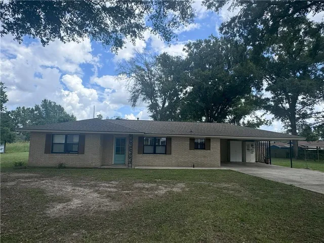 $1,400 | 208 Camellia Avenue, Hammond, LA 70403