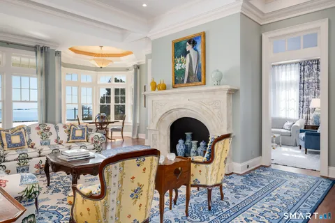 $13,000,000 | 10 Shorehaven Road, Norwalk, CT 06855