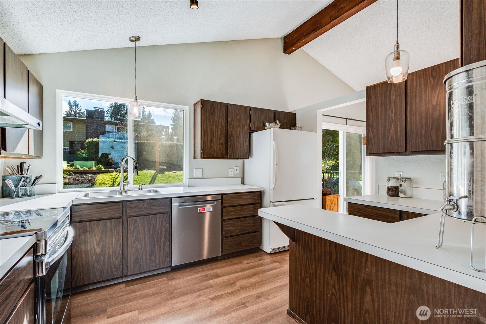 739 Southwest 298th Place Federal Way, WA 98023 - Photo 12 of 38