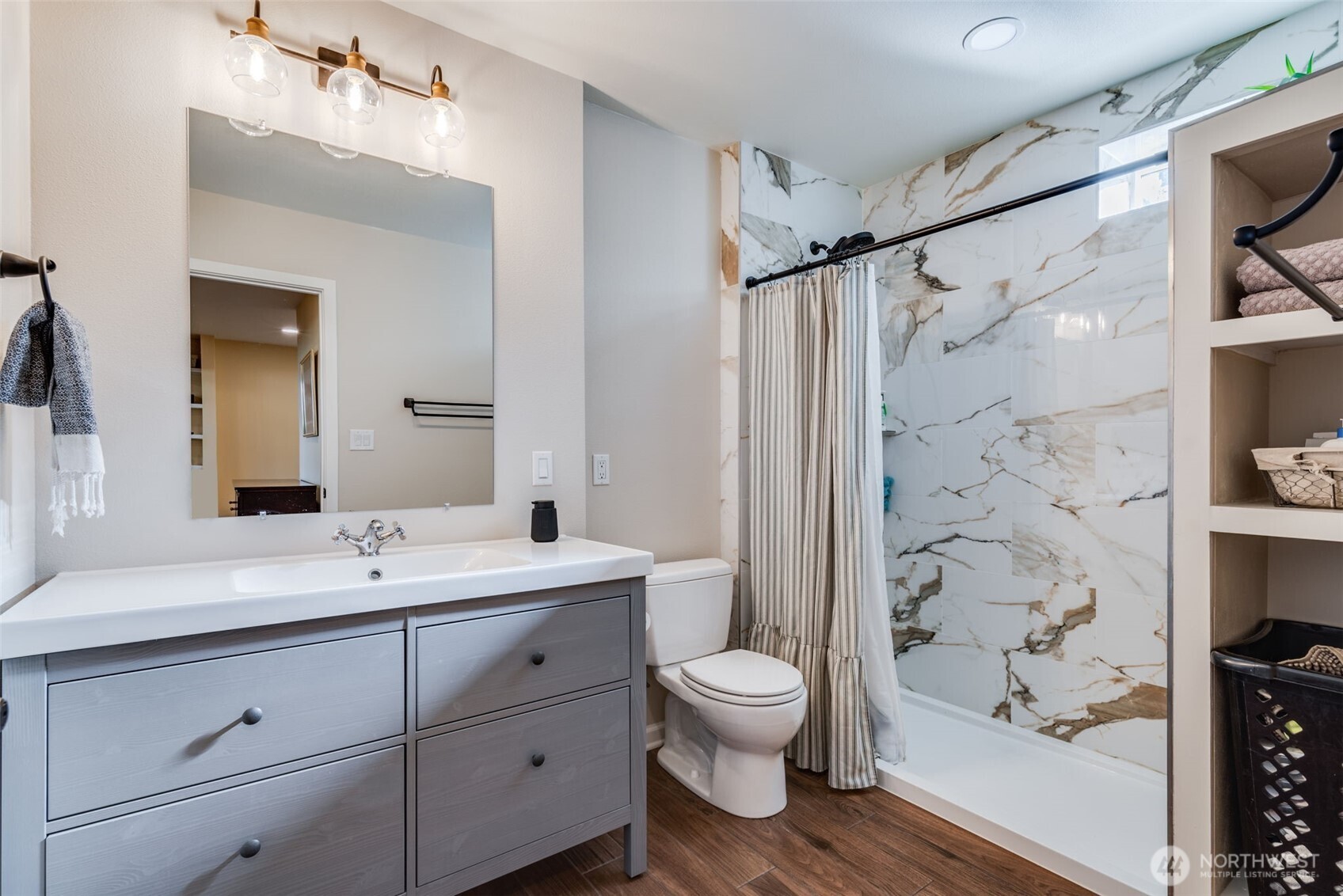 739 Southwest 298th Place Federal Way, WA 98023 - Photo 18 of 38
