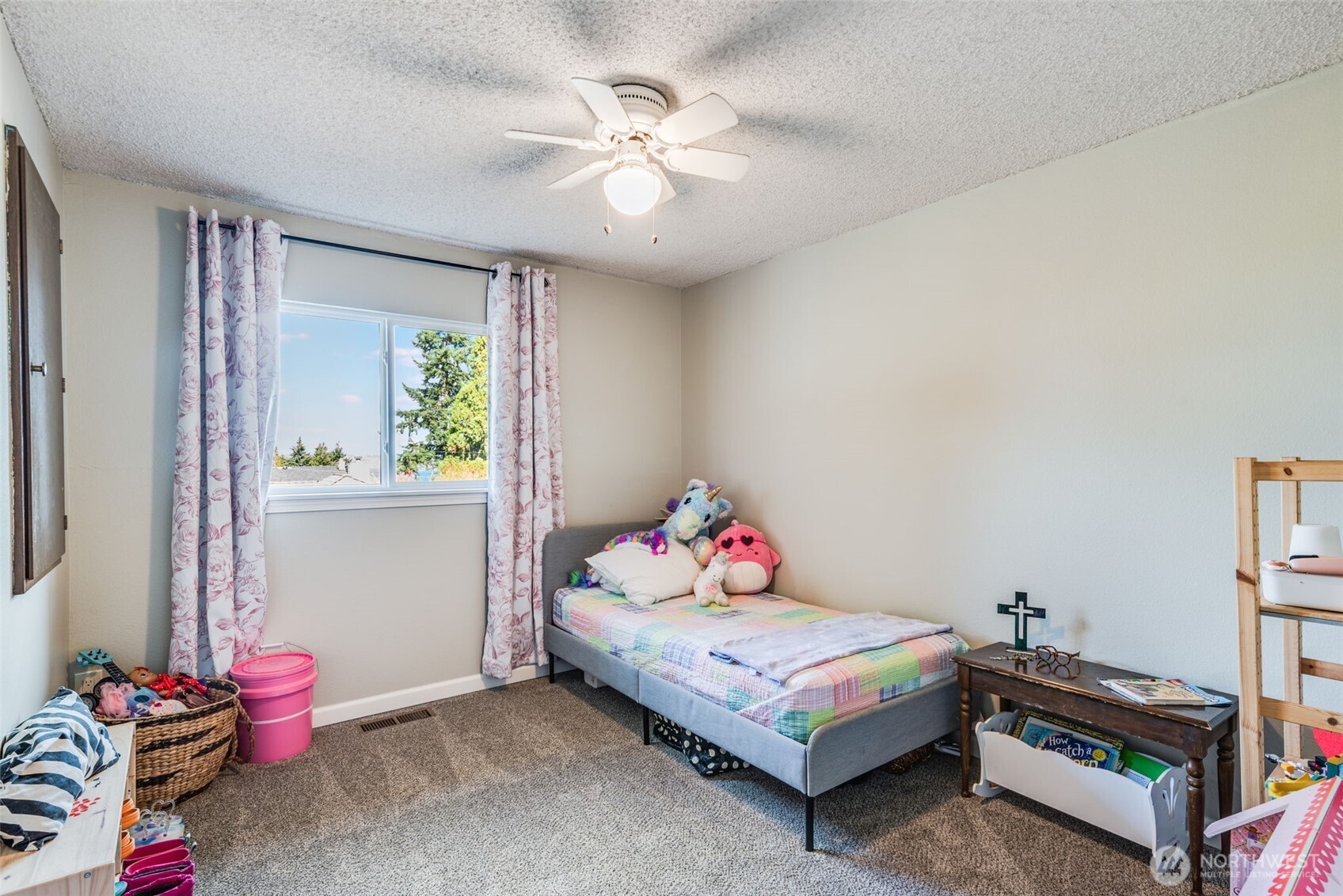 739 Southwest 298th Place Federal Way, WA 98023 - Photo 23 of 38