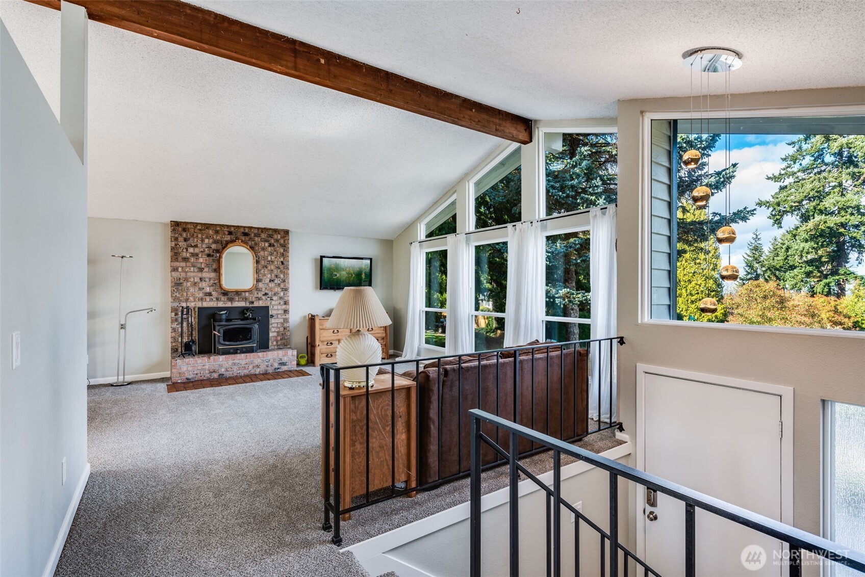739 Southwest 298th Place Federal Way, WA 98023 - Photo 9 of 38
