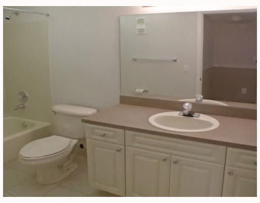 7751 Ashmont Circle, Unit 7751 Tamarac, FL 33321 - Photo 7 of 16 Master Bath/Spa