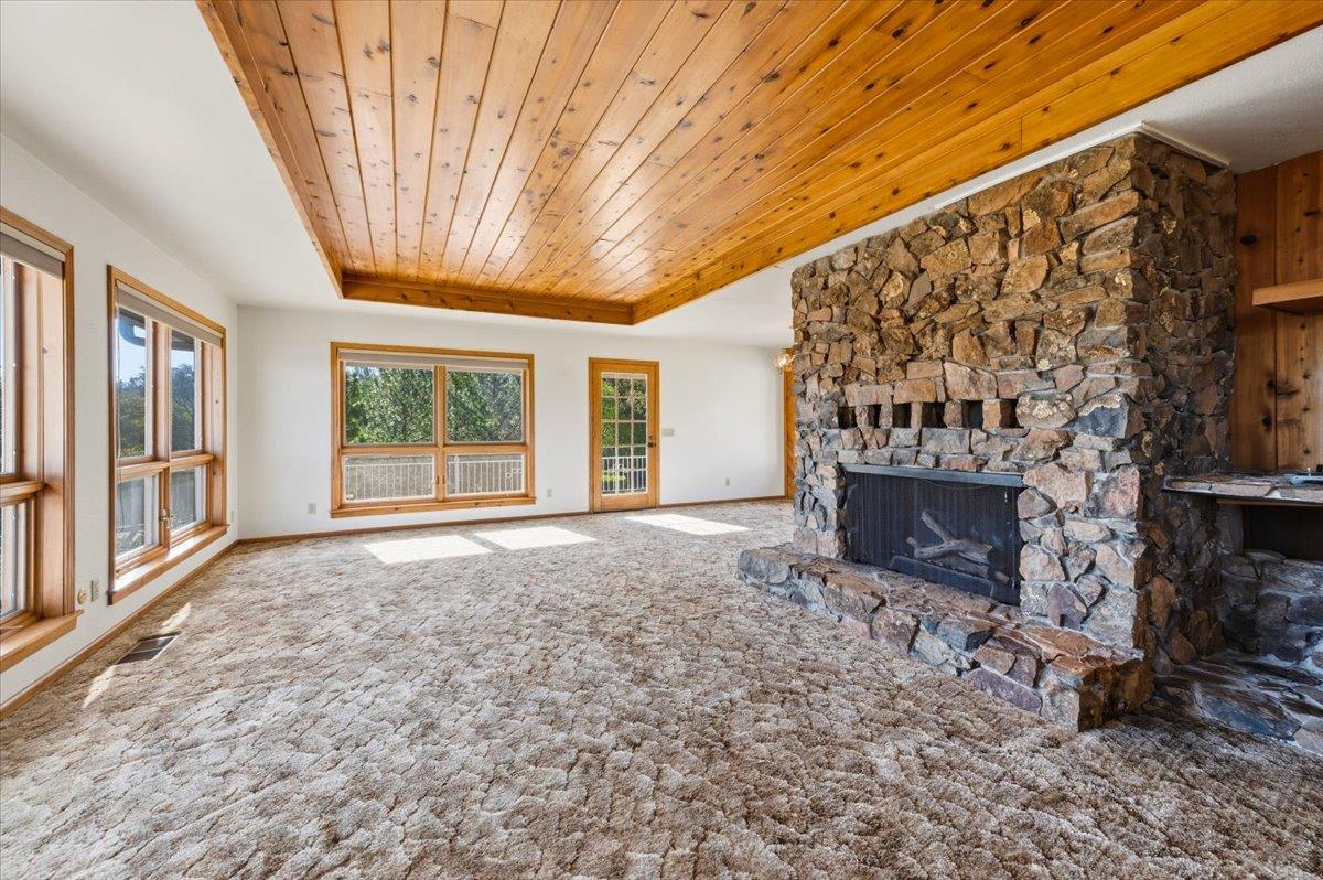 22233 McCourtney Road Grass Valley, CA 95949 - Photo 4 of 89