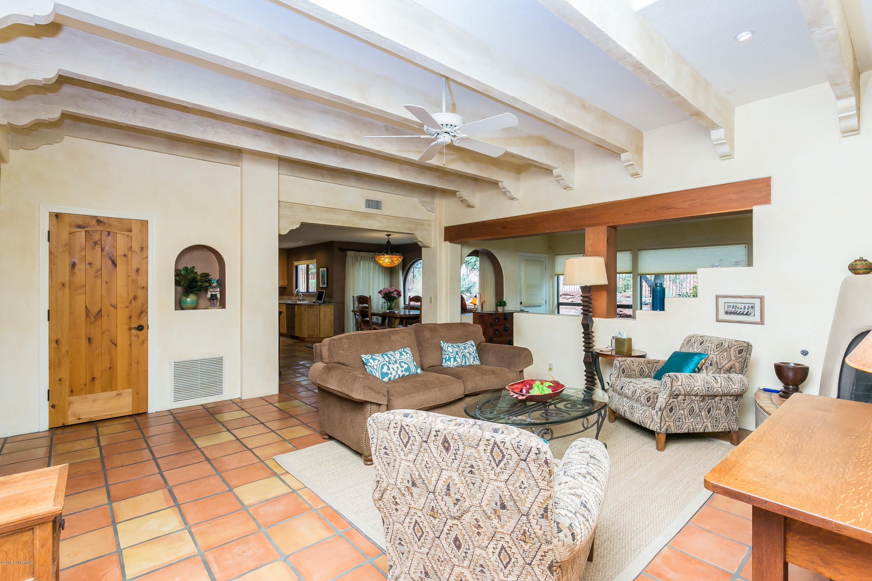 60 Ranch Road Sedona, AZ 86336 - Photo 5 of 38 004_Living Room