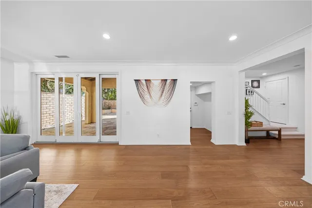 $5,000 | 100 Blaze, Irvine, CA 92618