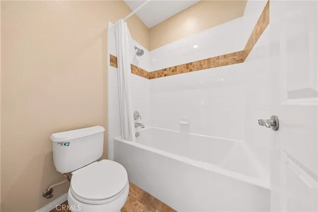 $5,000 | 100 Blaze, Irvine, CA 92618