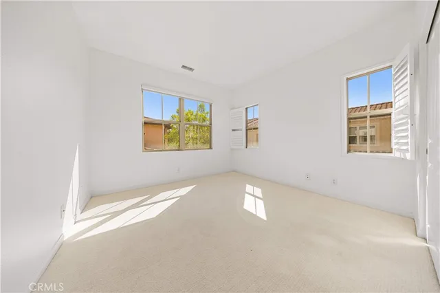 $5,000 | 100 Blaze, Irvine, CA 92618