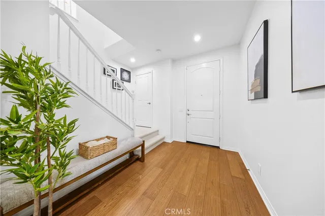 $5,000 | 100 Blaze, Irvine, CA 92618