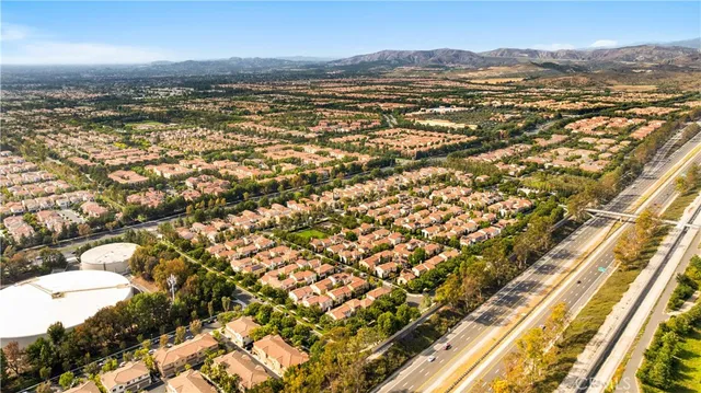 $5,000 | 100 Blaze, Irvine, CA 92618