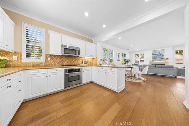 $5,000 | 100 Blaze, Irvine, CA 92618