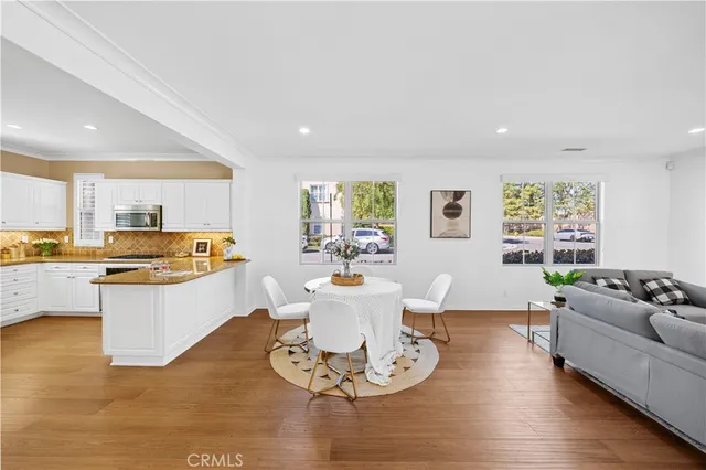 $5,000 | 100 Blaze, Irvine, CA 92618