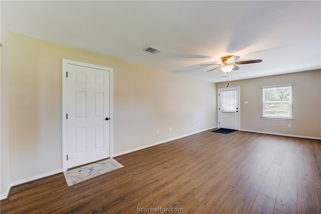 703 Horlock Street Navasota, TX 77868 - Photo 16 of 37