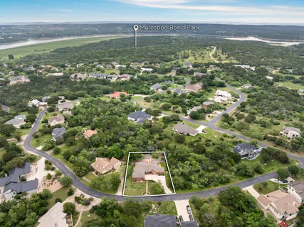 $625,000 | 207 Cove Creek Drive, Spicewood, TX 78669