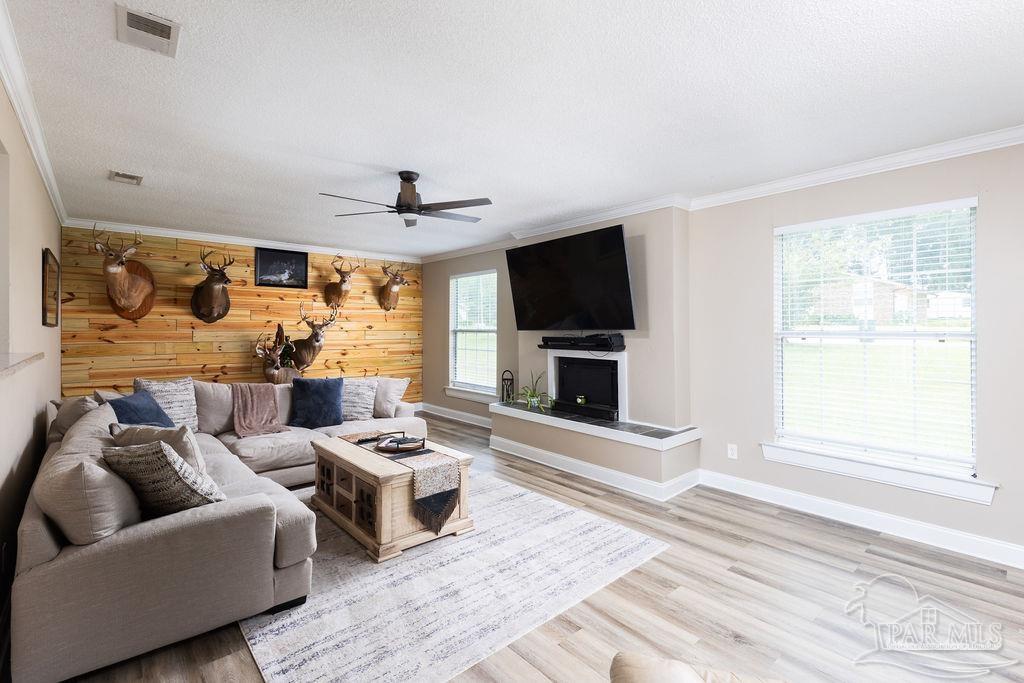 3287 Eagle Street Cantonment, FL 32533 - Photo 5 of 26