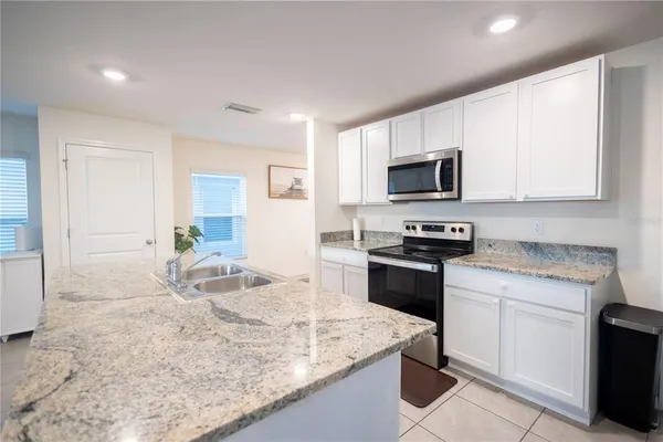 $354,900 | 16546 Mosaic Oar Drive, Wimauma, FL 33598